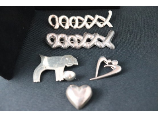 4 Sterling Silver Pins And Pendents