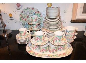 Collection Of Villeroy & Boch French Garden Pattern Dishware Set