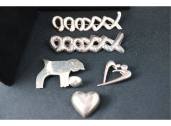 4 Sterling Silver Pins And Pendents
