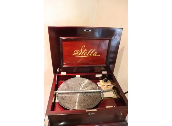 Stella Antique Music Box With Crank And Metal Records In Good Condition