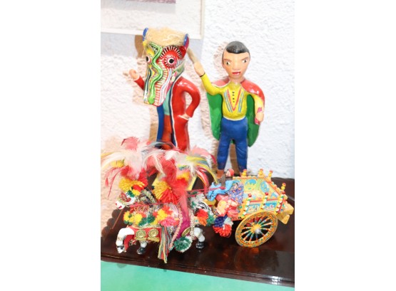 2 Mexican Dolls/Figurines