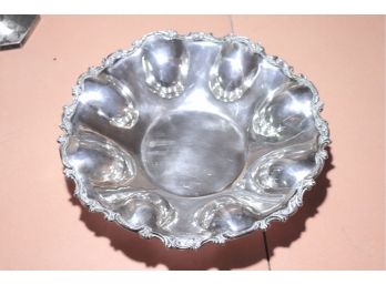 Sterling Scalloped Dish 12 3/8: D X 2 1/2' T. Approx. 26.37 Ounces