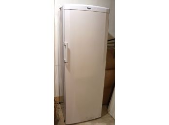 Avanti Freezer Less Than 3 Years Old In Very Good Condition