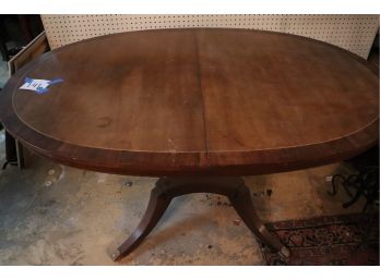 Banded Oval Dining Table With Pedestal Base & Brass Feet
