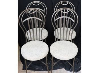 Set Of 4 Vintage Balloon Back Steel Metal Chairs Great For Mid Century Or Eclectic Decor
