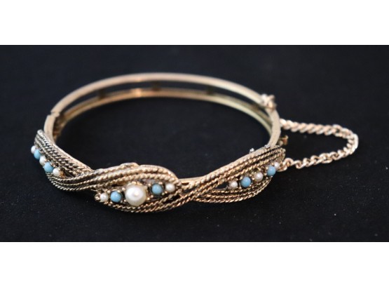 Vintage Goldtone Bracelet With White & Blue Seed Pearls