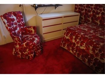 Fun Funky 70's Style Red Leaf Pattern Accent Chair With Matching Bed Cover And Dresser