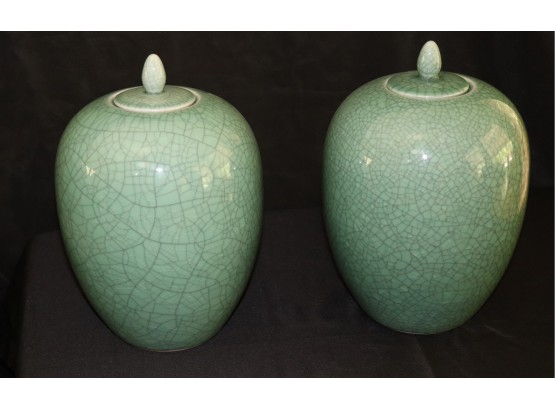 Lovely Pair Of Porcelain Ginger Jars With Crackle Finish & Lids In Excellent Vintage Condition