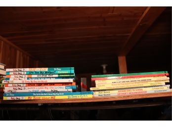 Collection Of Kids Books Includes Dr. Seuss & Arthur!