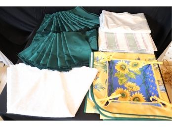Assorted Table Linens  Tablecloths, Napkins & More