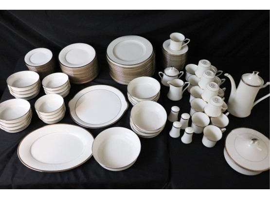 Large Collection Of Noritake Gold & Platinum China 7713 - Like New Condition