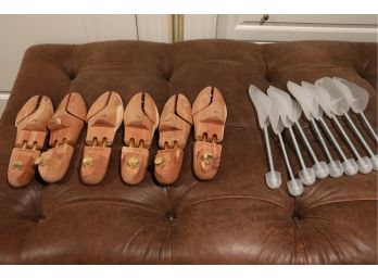 Collection Of Shoe Stretchers Includes World Of Niche Wood (43)