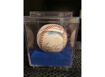 Tony Oliva Signed Baseball In Acrylic Box With Velvet Pad