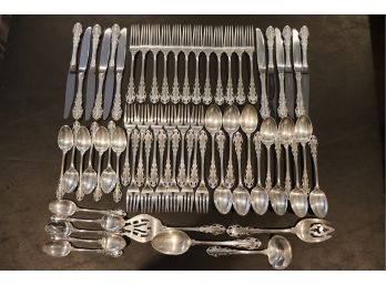 Lunt Dresden Scroll Sterling Silver Flatware 64 Pc Service For 12  Serving Pieces 78.82 Ozt Approx