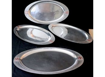 Set Of 4 Wilton Armetale Oval Platters With Hammered Edge & Coral Square Design