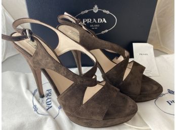 Fabulous Prada High Heel Suede Strappy Sandle / Womens Shoes Size  40 In Box With Storage Bags