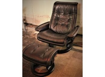 Contemporary Style Leather Recliner Chair With Ottoman/Foot Rest