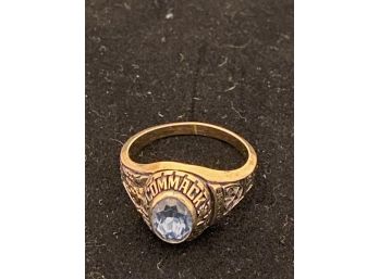 Commack 1997, 10 Karat Yellow Gold Class High School Ring. Size 8 1/4 Approx  TW 4.1 Dwt