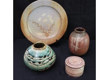 Assorted 70s Retro Vibe Ceramic Accessories