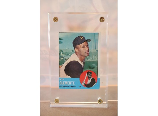 Roberto Clemente Pittsburgh Pirates Topps Baseball Card 1963