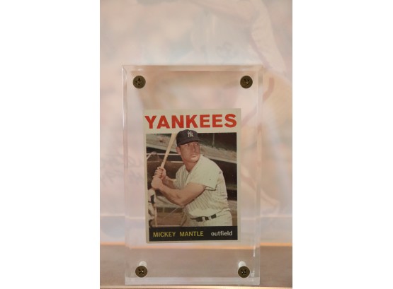 Mickey Mantle Topps Baseball Card 64