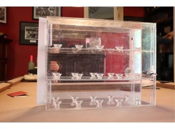 Lucite Collector's Case With Key Holds 15 Baseballs