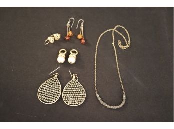 Womens Jewelry Includes Fashion Earrings
