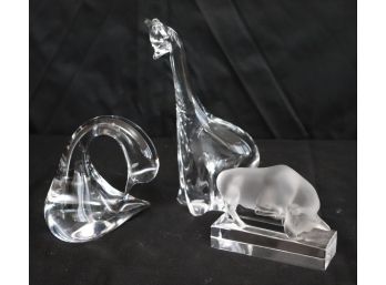 Quality Daum France Crystal Swan & Frosted Signed Lalique Bull On Stand