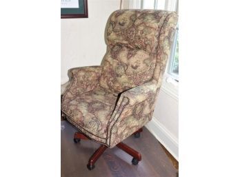 Upholstered Executive Desk Chair With Casters