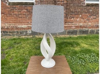 1980s Post Modern White Ceramic Table Lamp