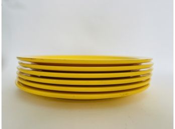 Set Of 6 Vintage Yellow Hard Plastic Dinner Plates