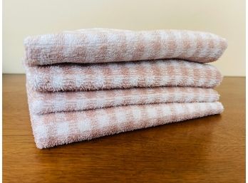SEt Of 4 Vintage Checkered Bath Towels