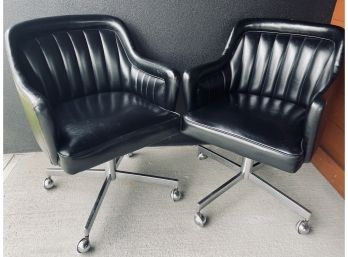 1970s Pair Of Chrome And Vinyl Rolling Club Chairs In The Style Of Ward Bennet