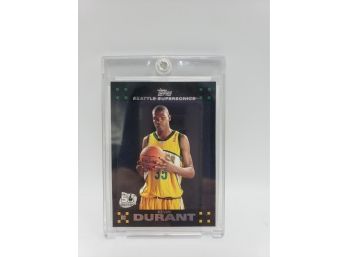 Kevin Durant Topps Rookie Card #112 (2007)