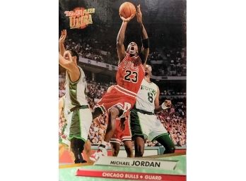 1992-93 Ultra #27 Michael Jordan