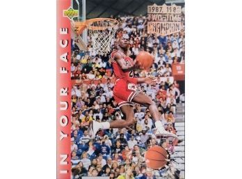 1992 Upper Deck IN YOUR FACE Michael Jordan Slam Dunk Champion #453 NM/MINT
