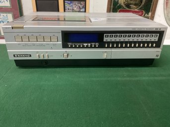 Sanyo VCR4400 VCR - Top Load