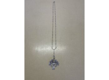 Stunning Silver Necklace With Sparkly Stones