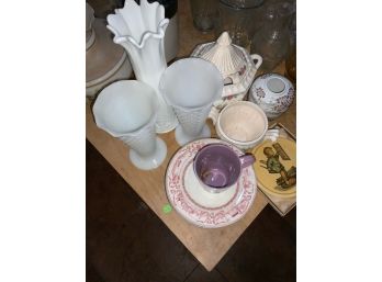 Milk And White Glass Lot