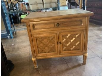 Thomasville Side Table/Night Stand