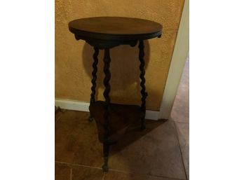 Small Circle Table With Claw Feet