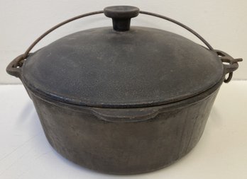 Vintage GRISWOLD/WAGNER WARE 5 Quart Cast Iron Pot With Lid