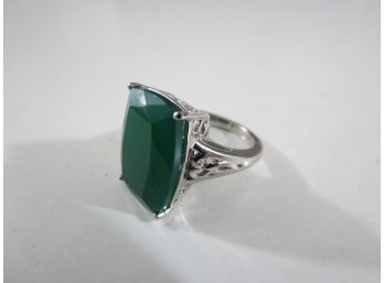 Sterling Silver .925 BBJ Green Stone Gemstone Ring Size 8
