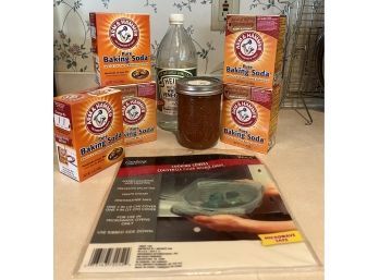 5 Baking Sodas, Honey, Partial  Vinger And Cooking Microwave Covers