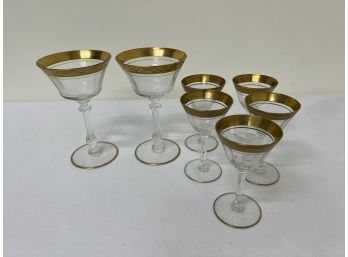 Gold-rim Glass Set