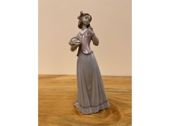 Lladro Innocence In Bloom Figurine
