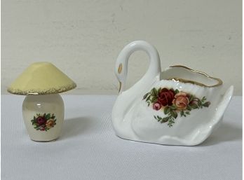 Royal Albert 'Old Country Rose' 2 Pc Swan And Mushroom