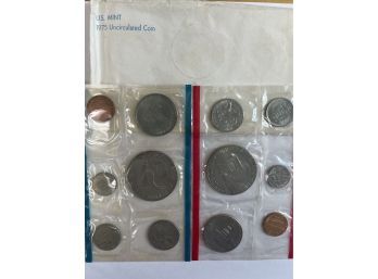 1975 US Mint Denver & Philadelphia Uncirculated Set