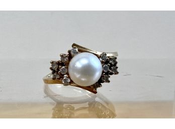 14k Pearl And Diamond Ring