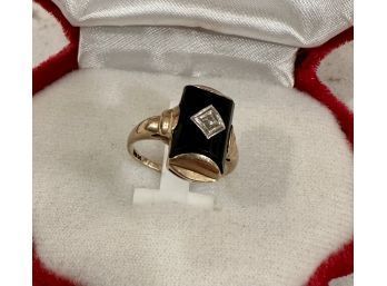 10k Ring With Black Stone And Diamond